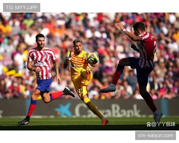 文化深度：马德里与巴塞罗那的足球文化对比，如何影响球队欧战表现